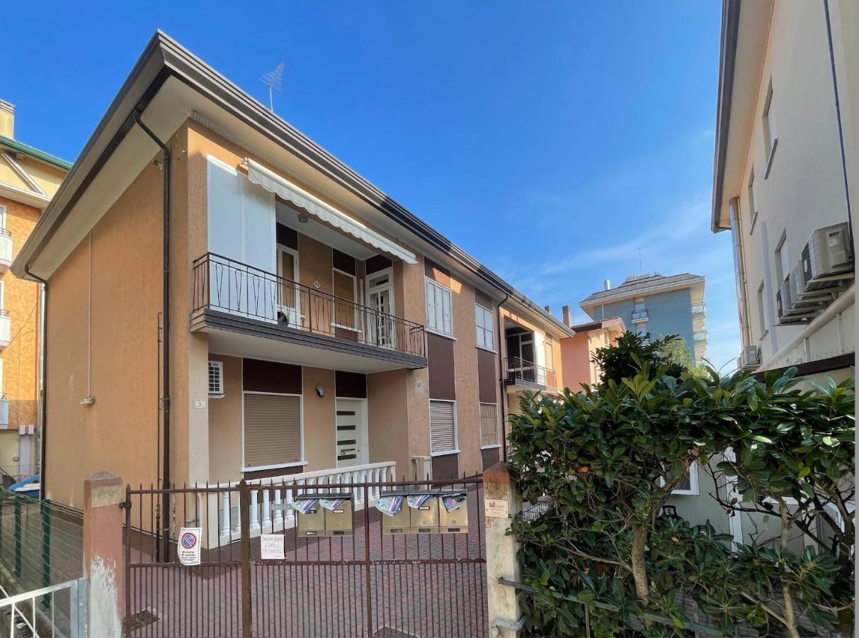 Appartamento Palma Carraro Immobiliare Jesolo - Family Apartments Экстерьер фото